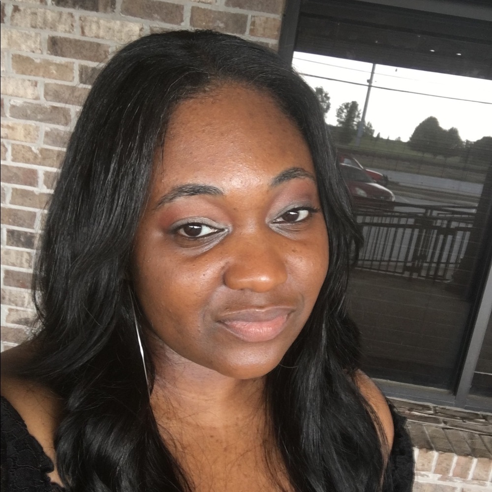 Meet your Posher, Cherie